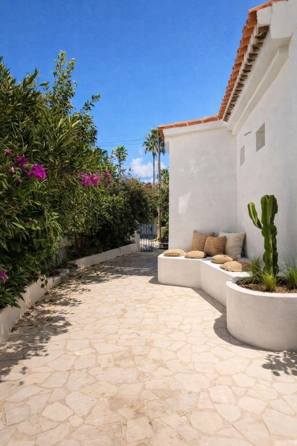 Terraza Urb Buenas Noches 1